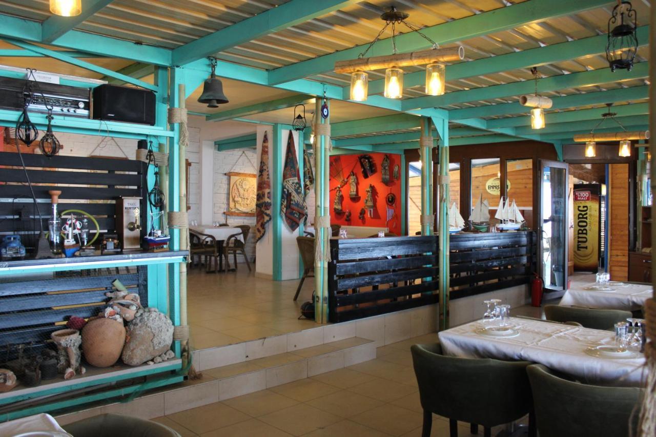 טקירדג Hotel Ennis Inn מראה חיצוני תמונה