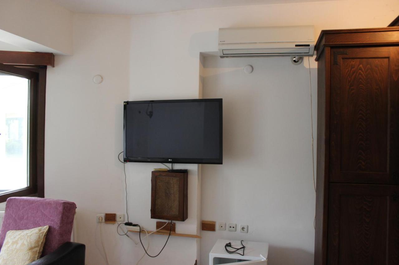 טקירדג Hotel Ennis Inn מראה חיצוני תמונה