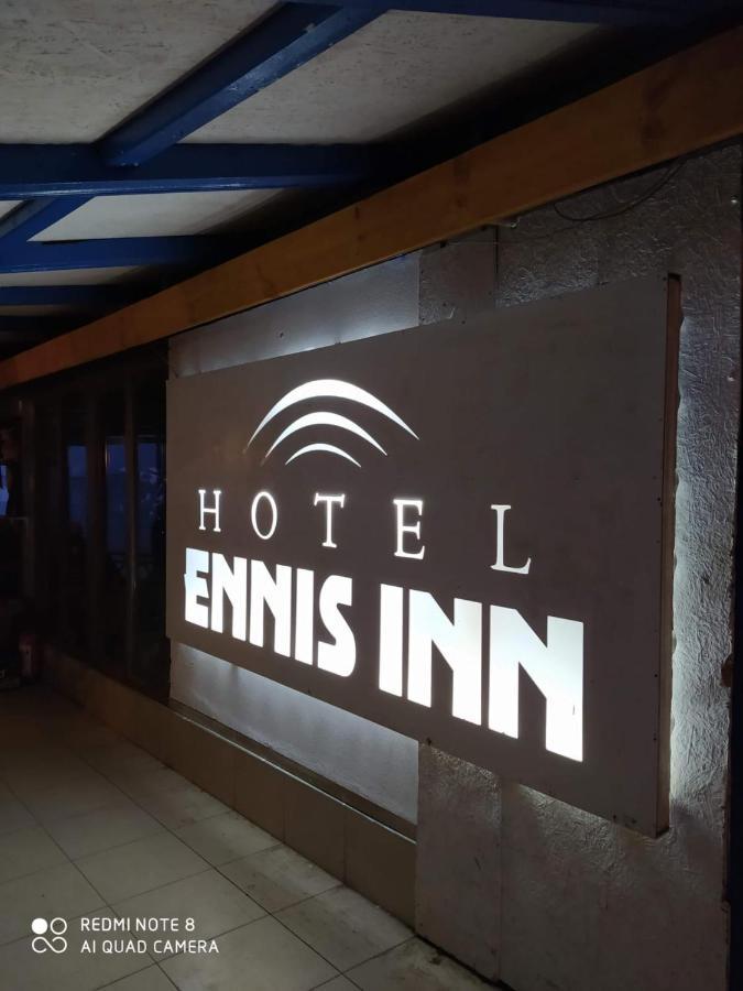 טקירדג Hotel Ennis Inn מראה חיצוני תמונה